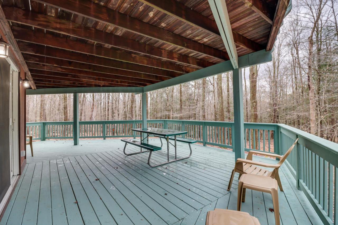 Holiday home Family In With Deck - 6 Mi To Ski!